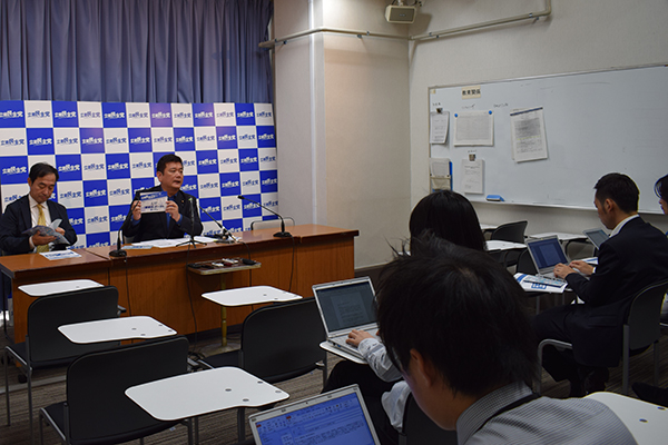 立憲民主党大阪府連は、候補者募集の記者会見を大阪府庁記者クラブで行いました。